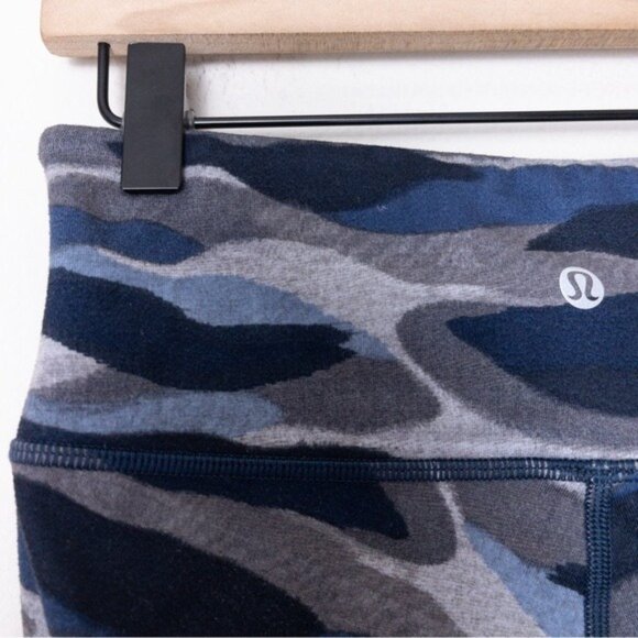 Lululemon Athletica Wunder Under Crop III Legging 4 Mini Coast Camo Navy Luon - Picture 9 of 9